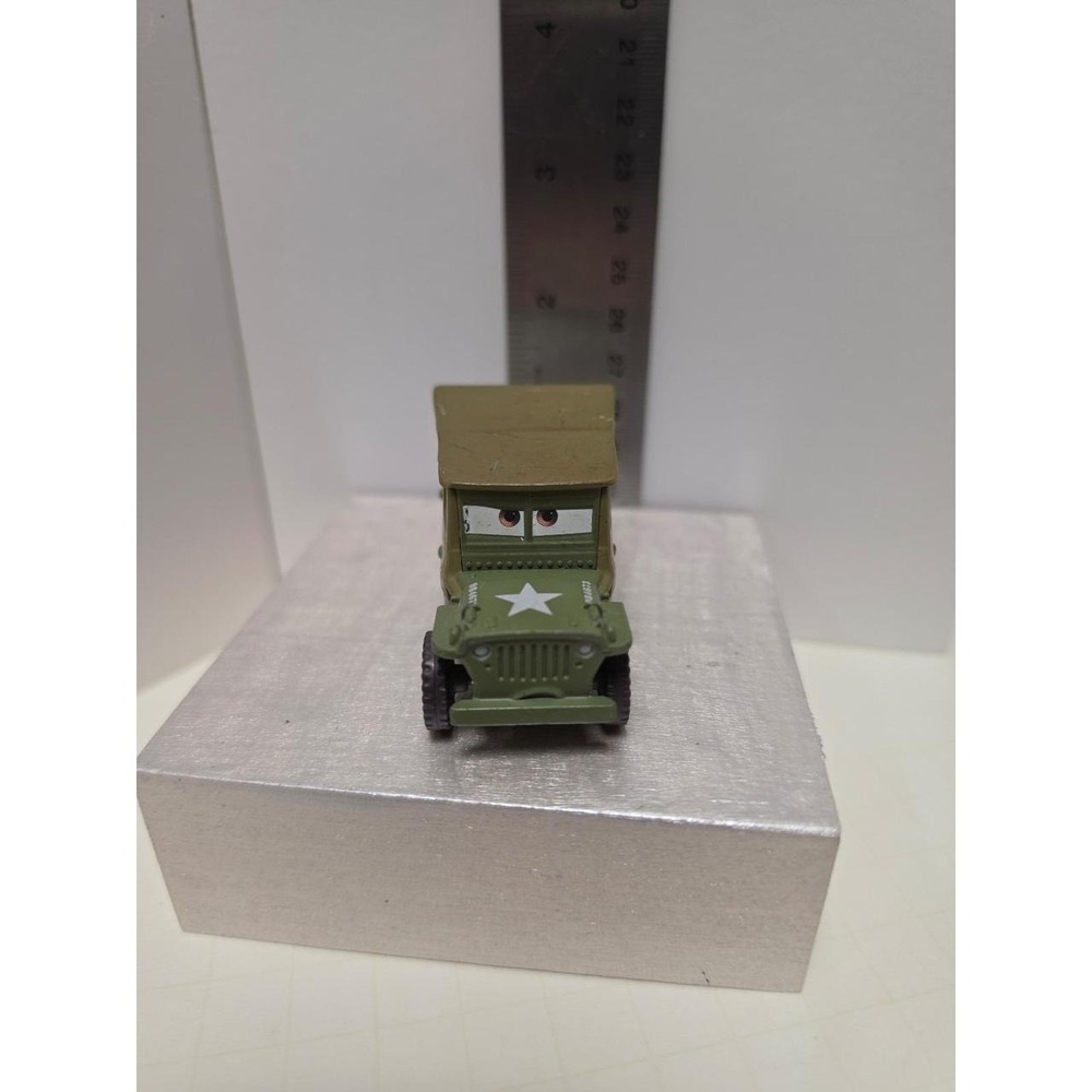 Disney/Pixar Cars diecast vehicle of the character Sarge replacement Toy
